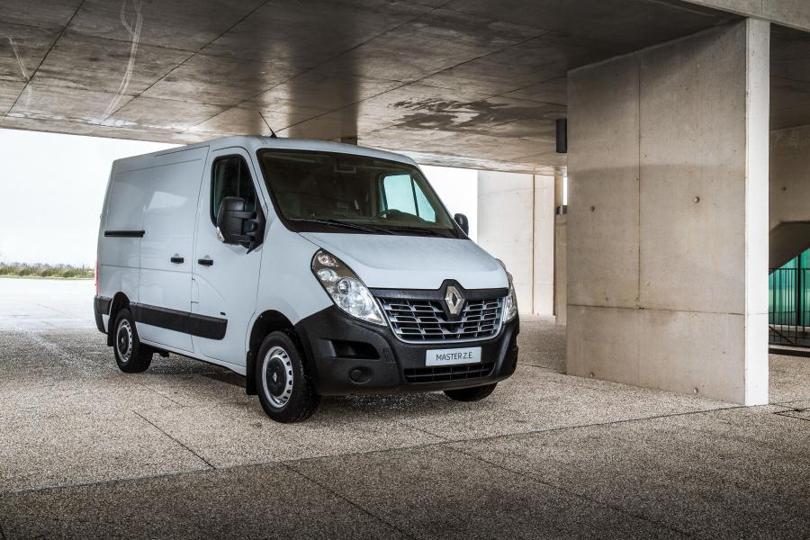  Renault Master Z.E. L1H1 Van 2018 года  (WW) (фото 1 из 7)